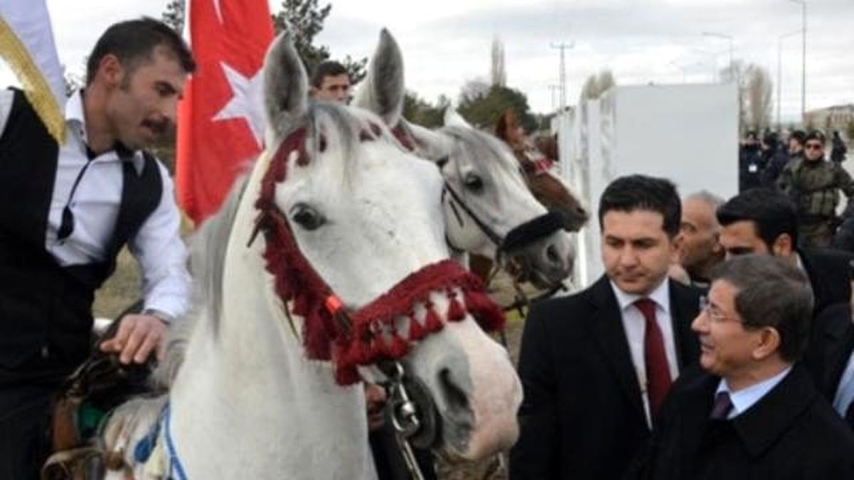 Başbakan\'dan Erzurum\'da Kars Esprisi