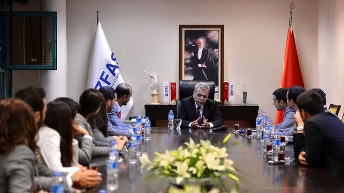 Başkan\'dan Gençlere "Davet" Var