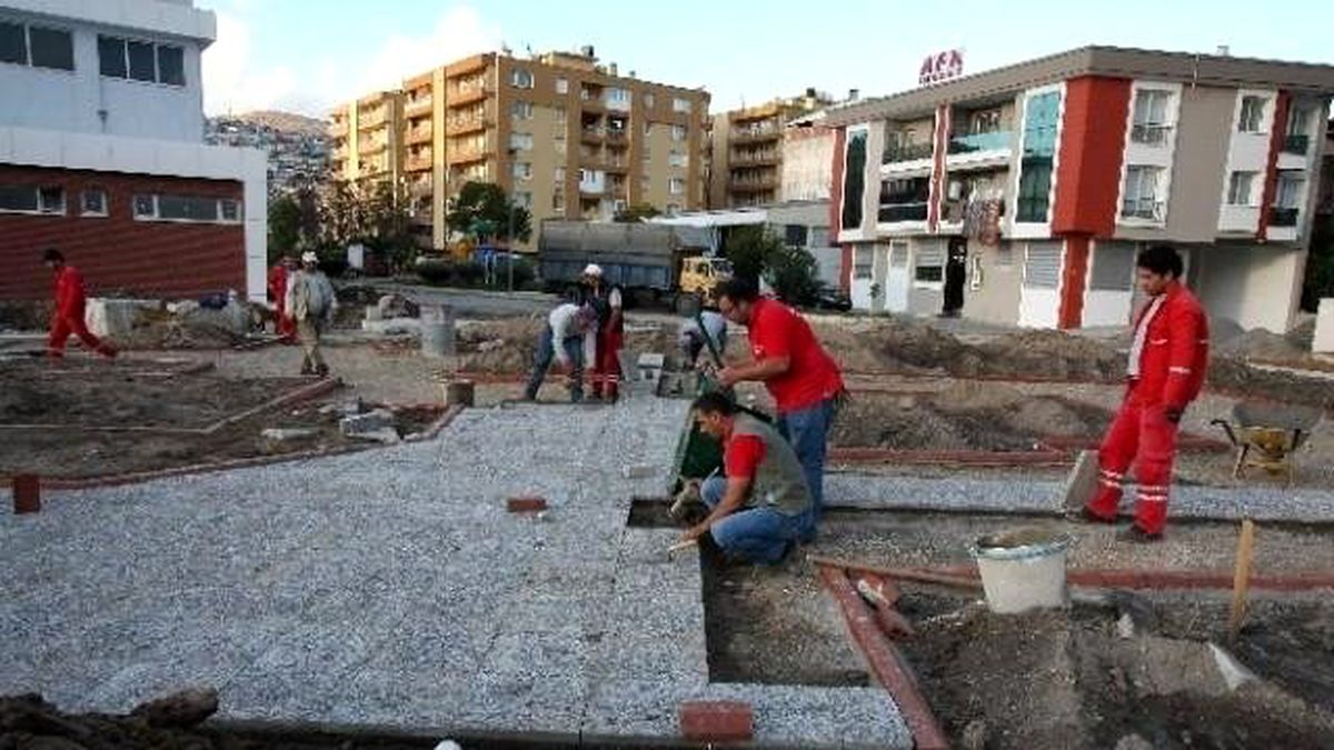 Bayraklı\'da Dört Mahalleye Dört Yeni Park