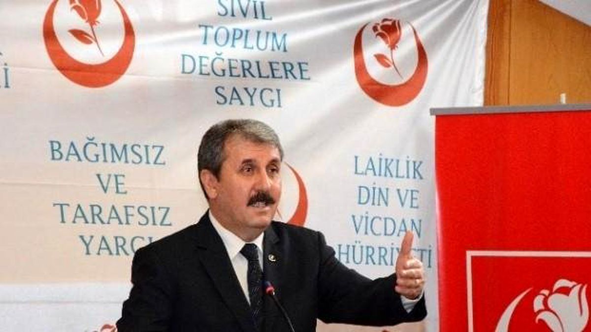 BBP Genel Başkanı Destici: "Türkiye\'nin Sivil Bir Anayasaya İhtiyacı Var"