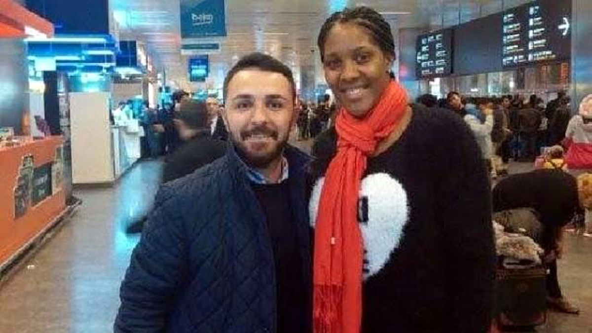 Bursa Büyükşehir Belediyespor Duşanka ile Sözleşmesini Feshediyor
