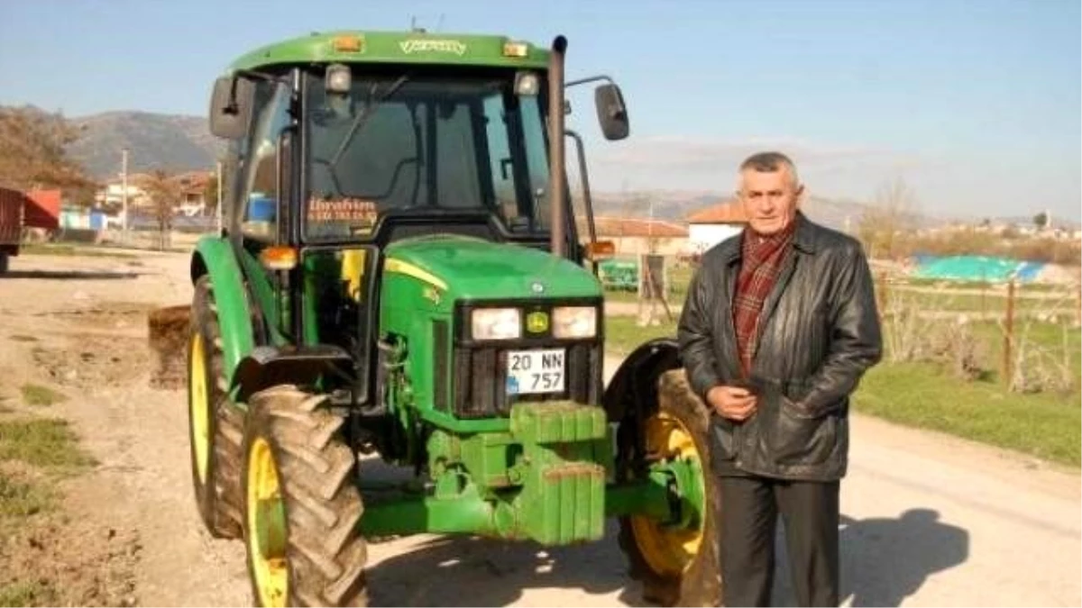 Çiftçiye \'Traktörle Otoyoldan Geçiş\' Cezası
