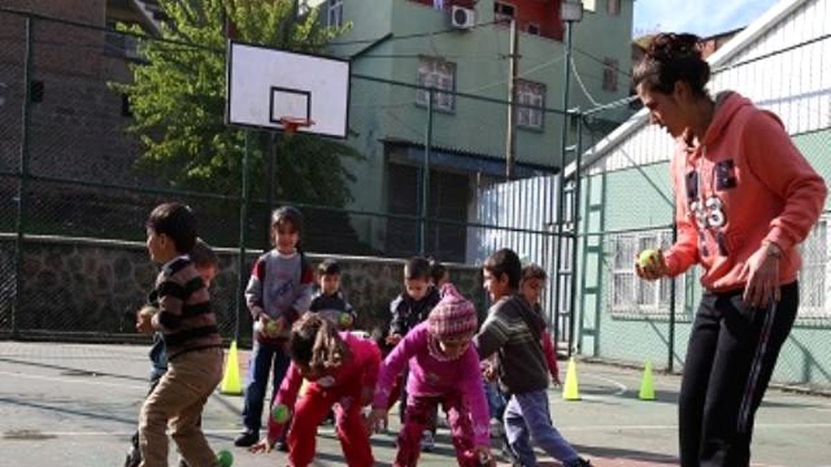Daha Sağlıklı Bir Yaşam İçin Çocuklarla Spor 