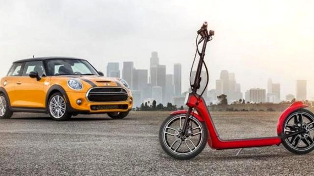 Mını\'den Katlanır Elektrikli Scooter: Citysurfer