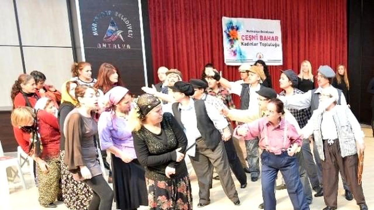 Muratpaşa Mahalle Tiyatroları Kuruyor