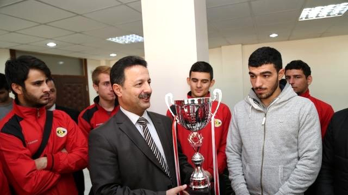 Siirt Üniversitesi Futbol Takımı Şampiyon Oldu