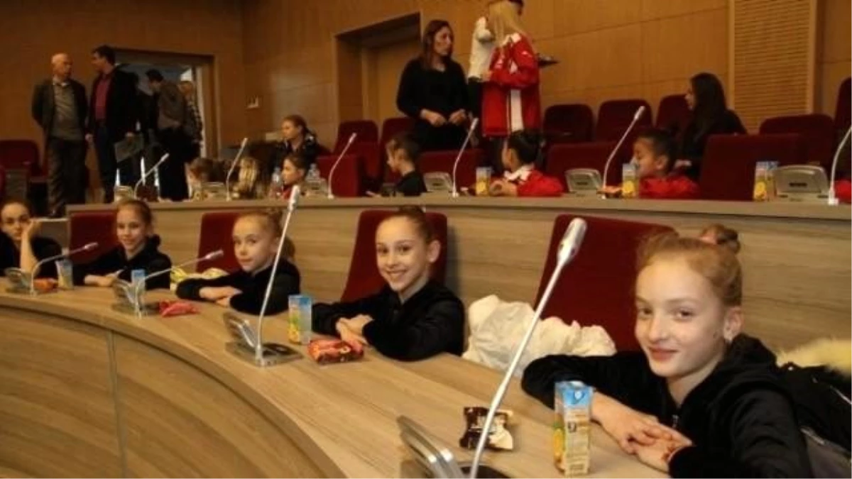 Türkiye\'de Yapılacak İlk Özel Cimnastik Turnuvası Başladı