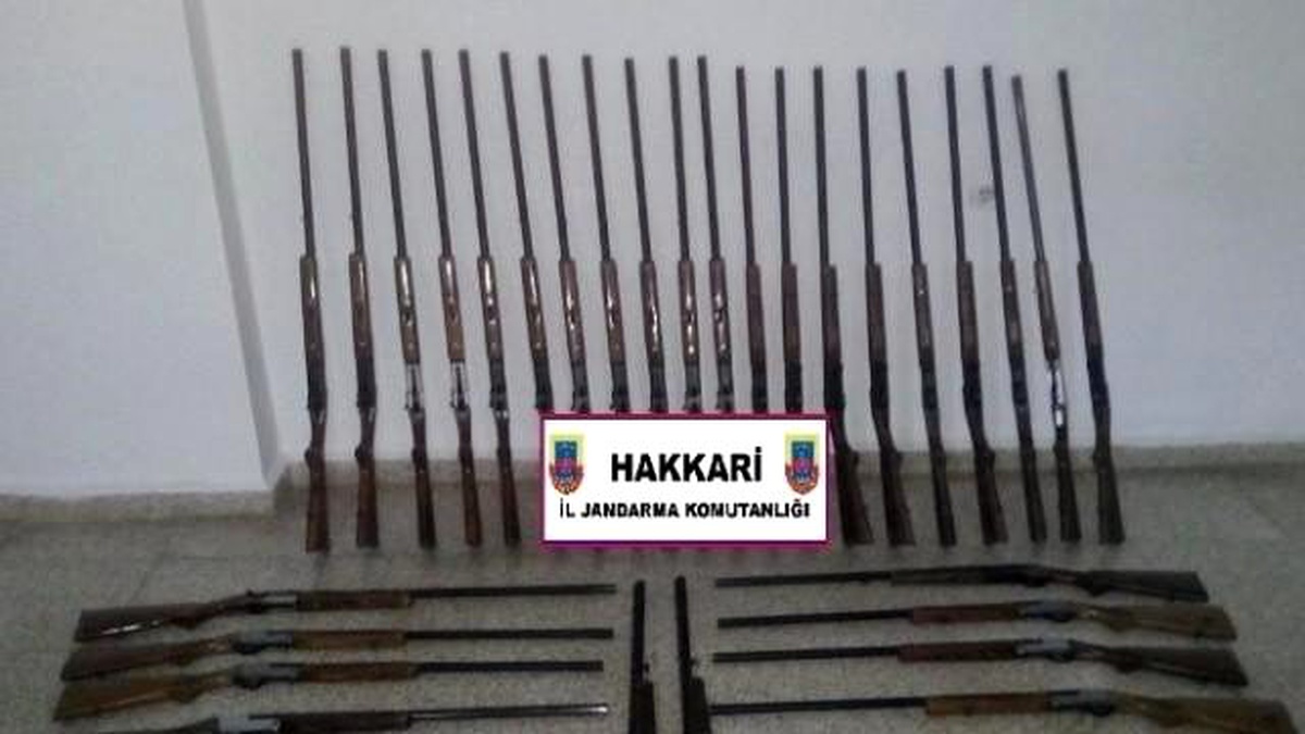 Yüksekova\'da 30 Av Tüfeği Ele Geçirildi