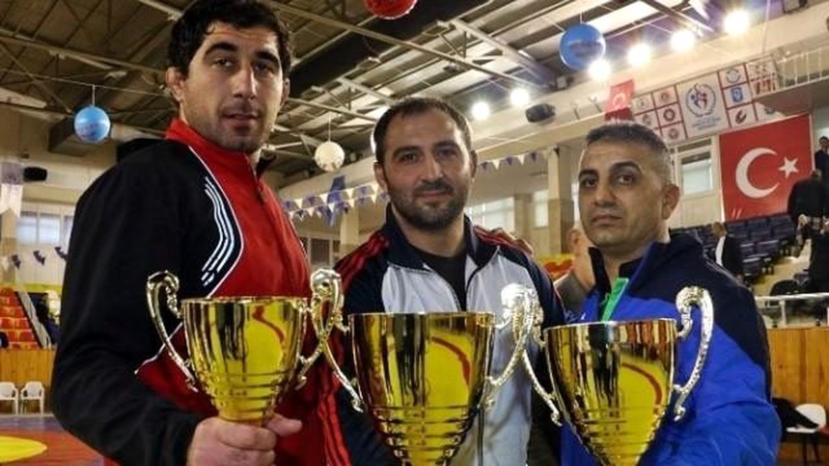 5. Uluslararası Hüseyin Akbaş Güreş Turnuvası\'nda Şampiyon Türkiye