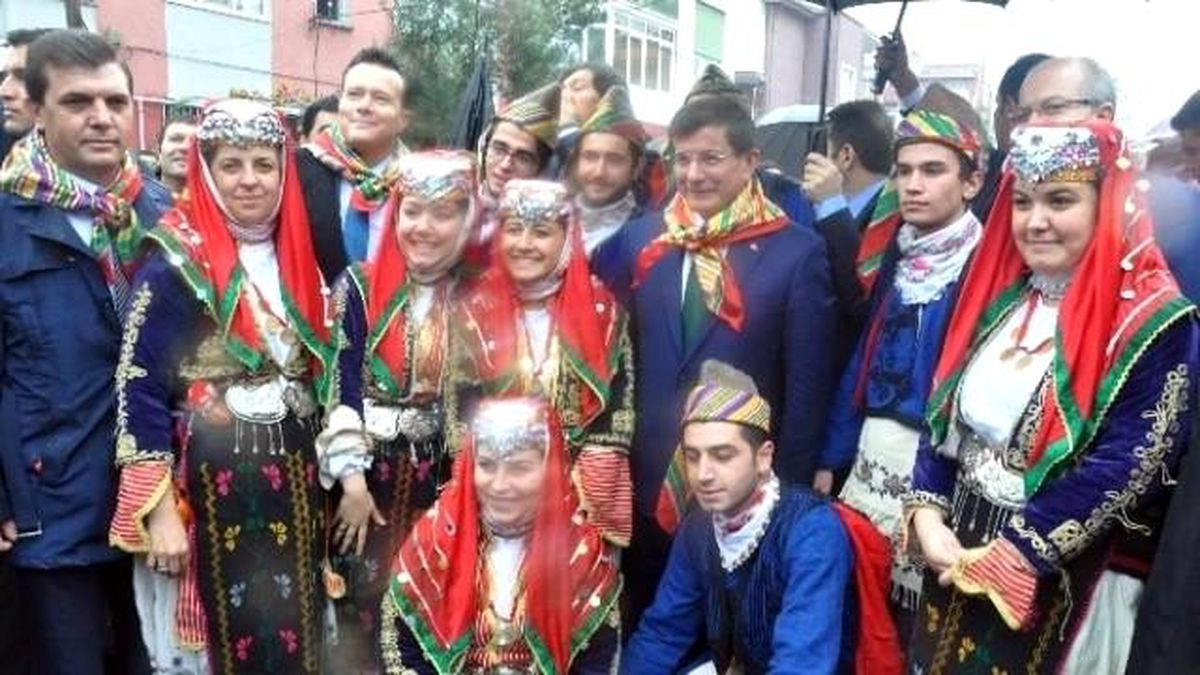 Basbakan Davutoğlu\'na Bengi Sürprizi
