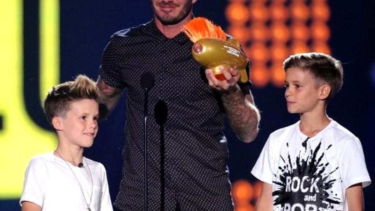 Beckham ve Oğlu, Trafik Kazası Geçirdi