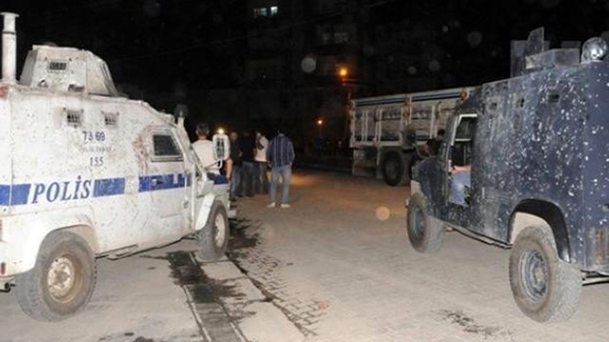 Cizre\'de Silahlı Saldırı: 1 Ölü