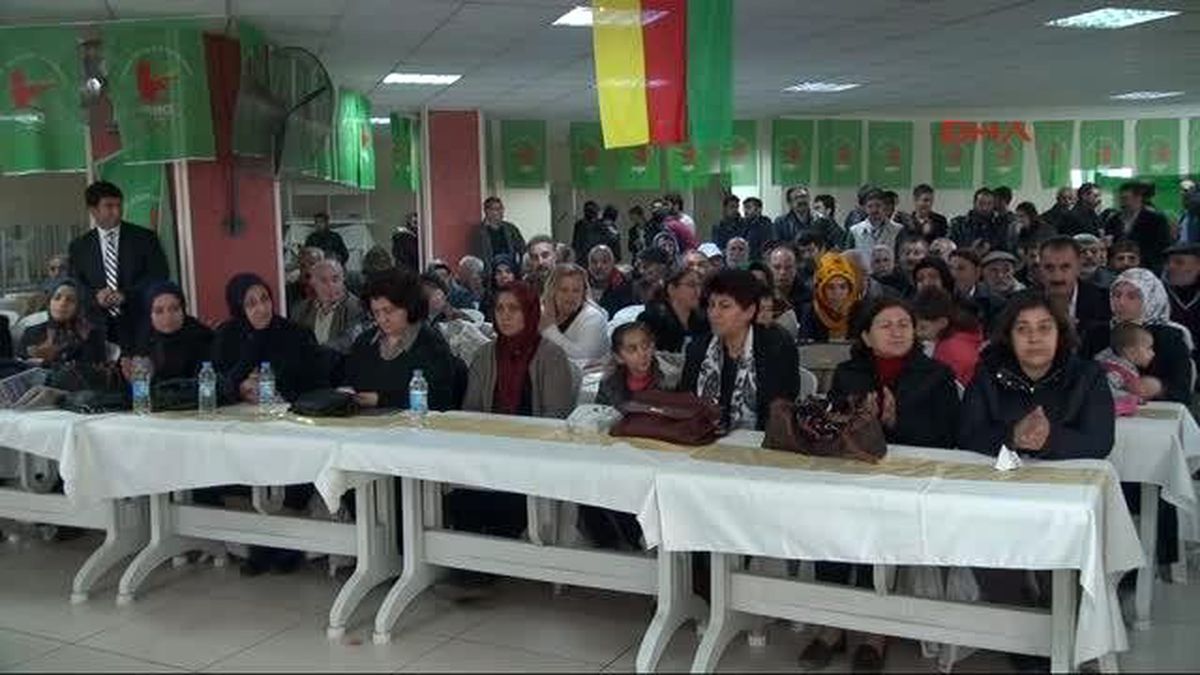 Elazığ Dbp Eş Başkanı Ayna: Bayık ve Karayılan\'ın Siyaset Yapmasının Önünü Açın