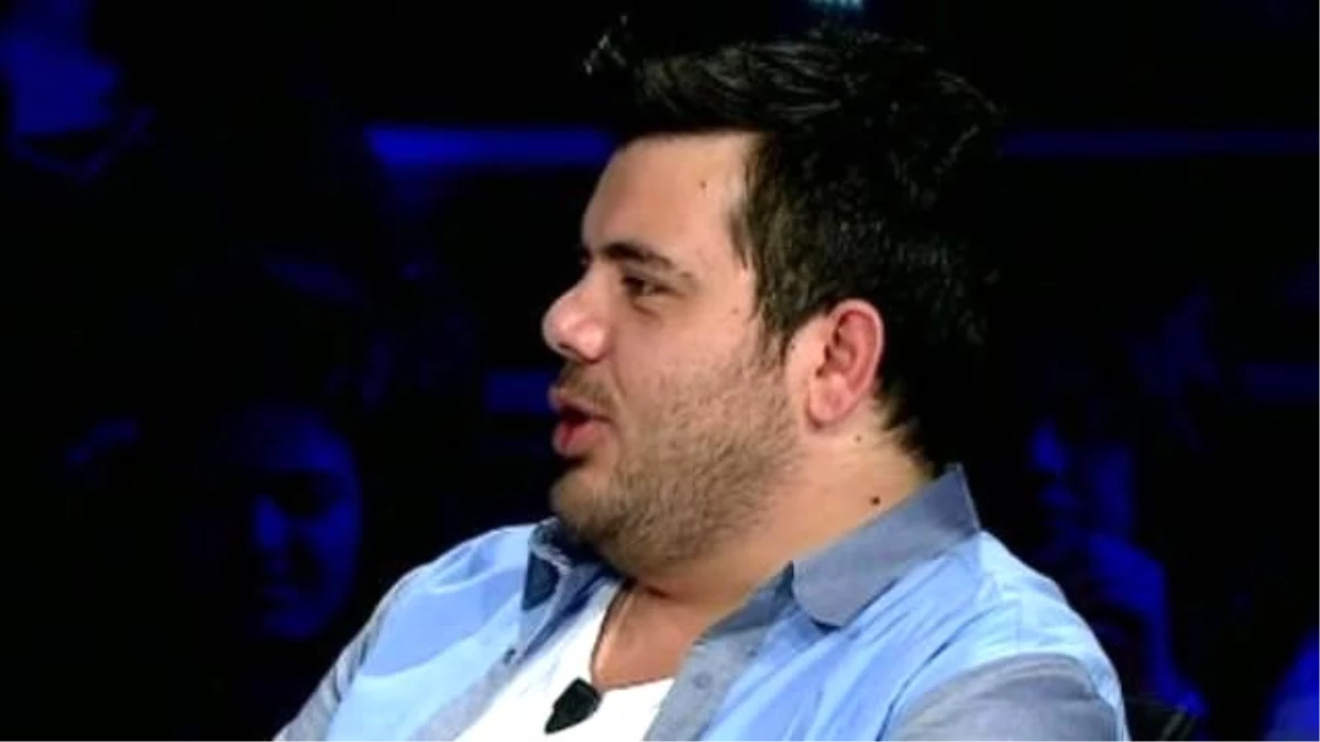 Eser, Murat Boz\'un Şarkılarını Eleştirdi