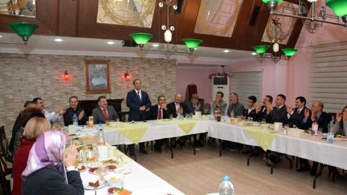 Evlendirme Memurları Dilovası\'nda Bir Araya Geldi