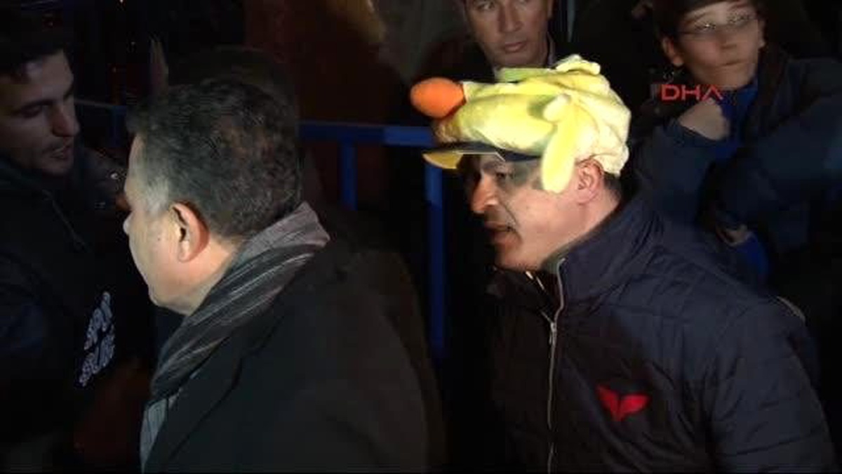 Eskişehirspor Başkanı\'yla Fenerli Taraftar Tartıştı