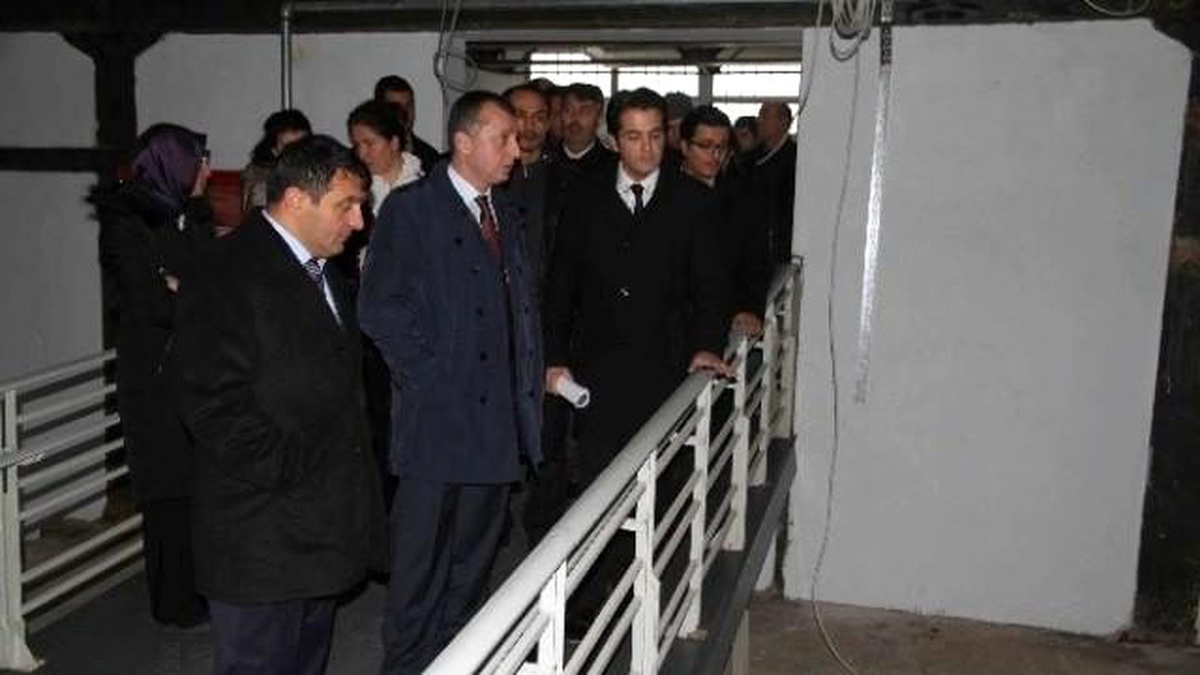 Genel Sekreter Büyükakın, Seka Bilim Merkezi ve Kâğıt Müzesini İnceledi