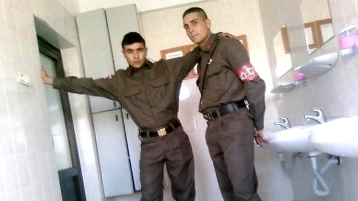 Kavgayı Ayırmak İsterken Bıçaklanarak Öldürüldü
