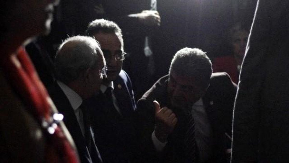 Kılıçdaroğlu\'na Adana\'da Elektrik Şoku