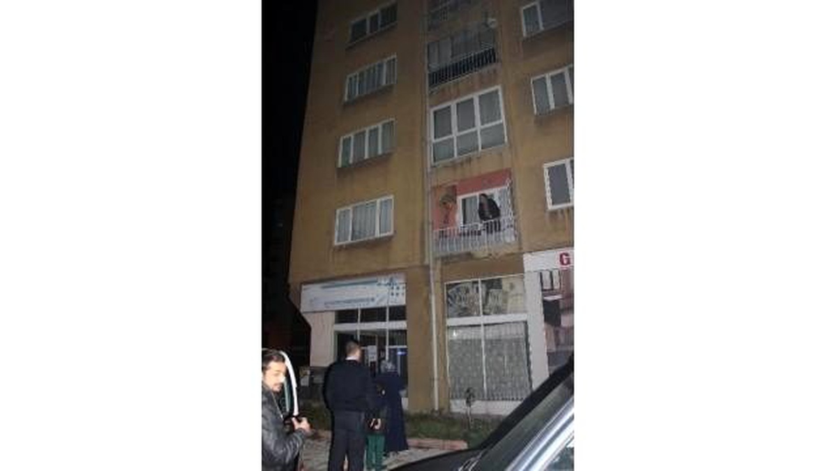 Kütahya\'da 3. Kattan Düşen Kadın Ağır Yaralandı