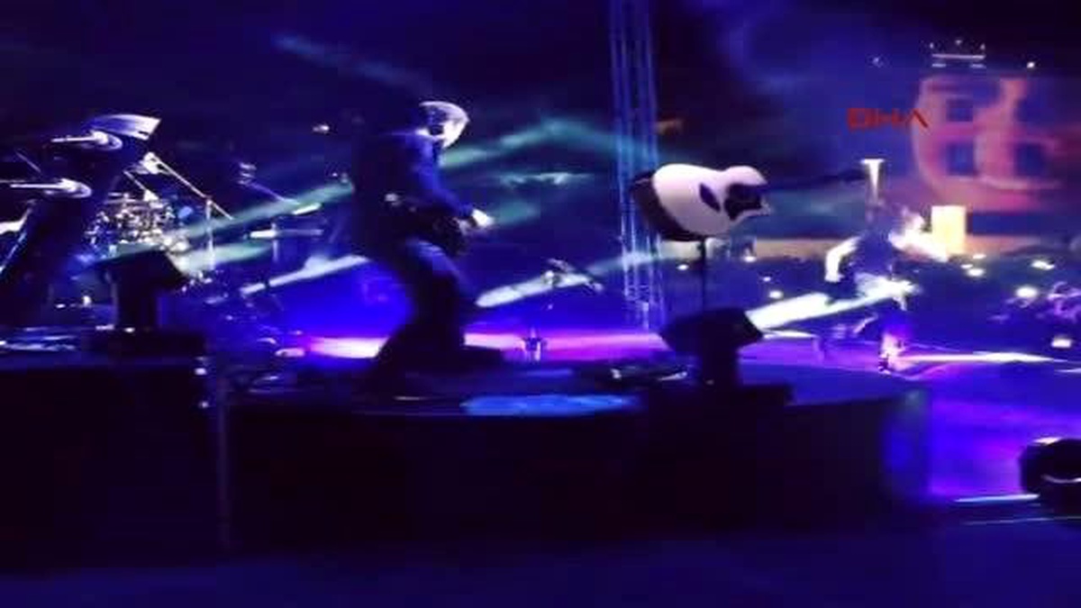 Şarkıcı Jessie J Tiran?da 60 Bin Kişiyi Çoşturdu