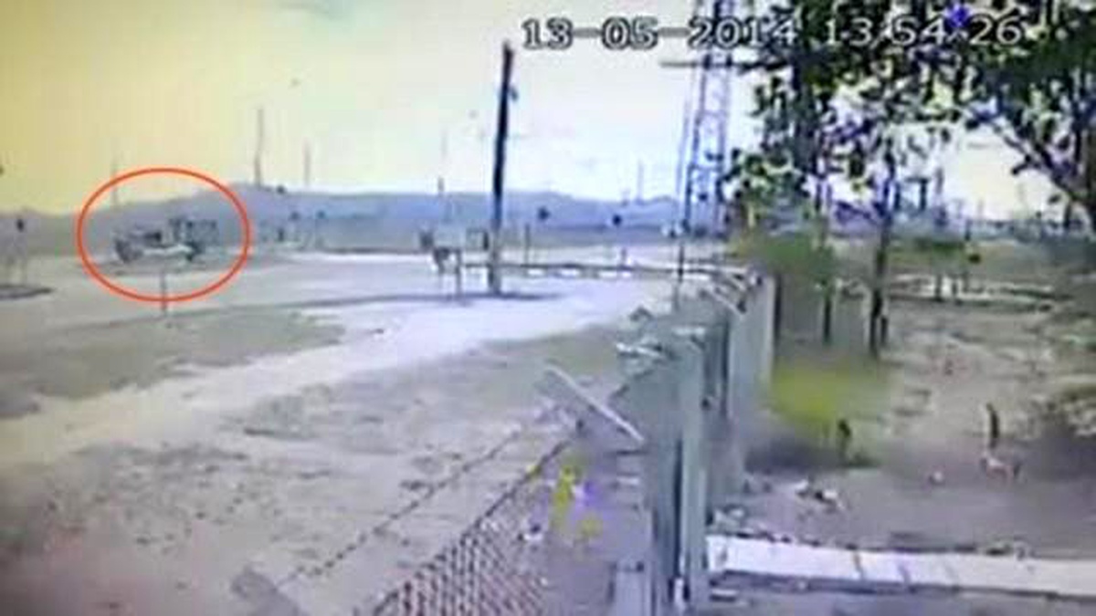 Tır\'ın Otomobili Biçtiği Kaza Güvenlik Kamerasında