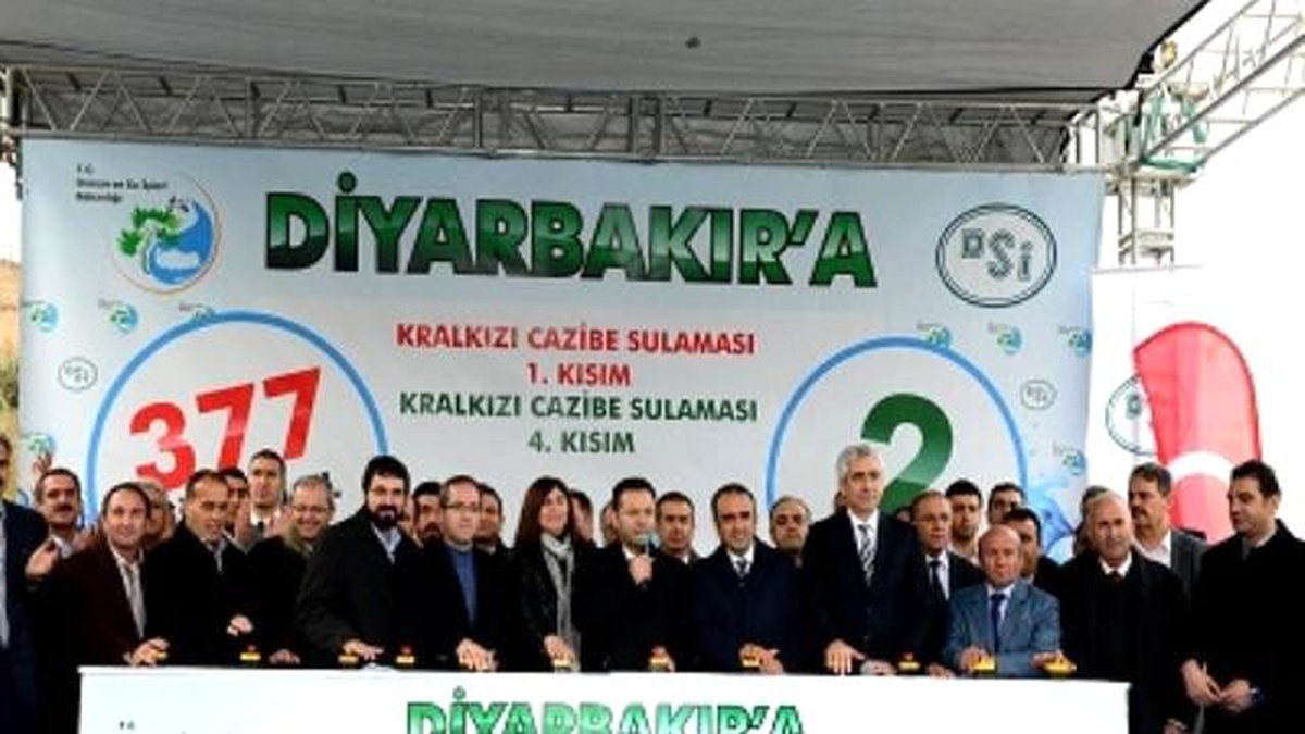 Başbakan Canlı Bağlantıyla Diyarbakır\'daki Açılışa Katıldı