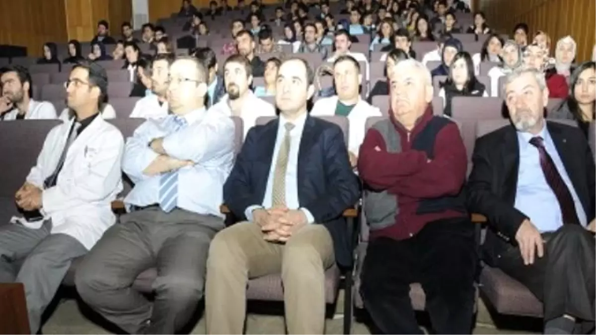 Dicle Üniversitesinde AİDS ve Ebola Hastalığı Tartışıldı