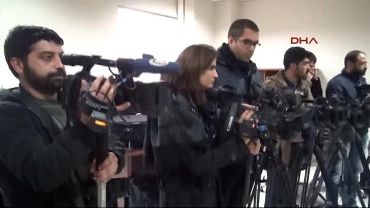DBP\'li Ayna: Türkiye Cumhuriyeti IŞİD\'e Açık ve Net Destek Sundu