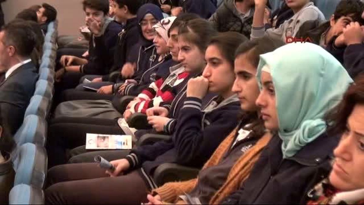 Diyarbakır Doçent'in Uyuşturucu Konuşmasına Narkotikçi Müdürden Düzeltme