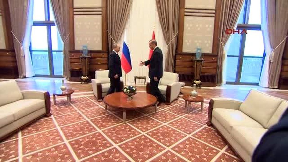 Erdoğan ile Putin, Baş Başa Görüşmeye Geçti
