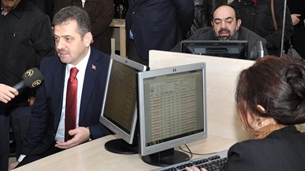 Gaziosmanpaşa\'da Vatandaşlara İkramlı Vergi Affı