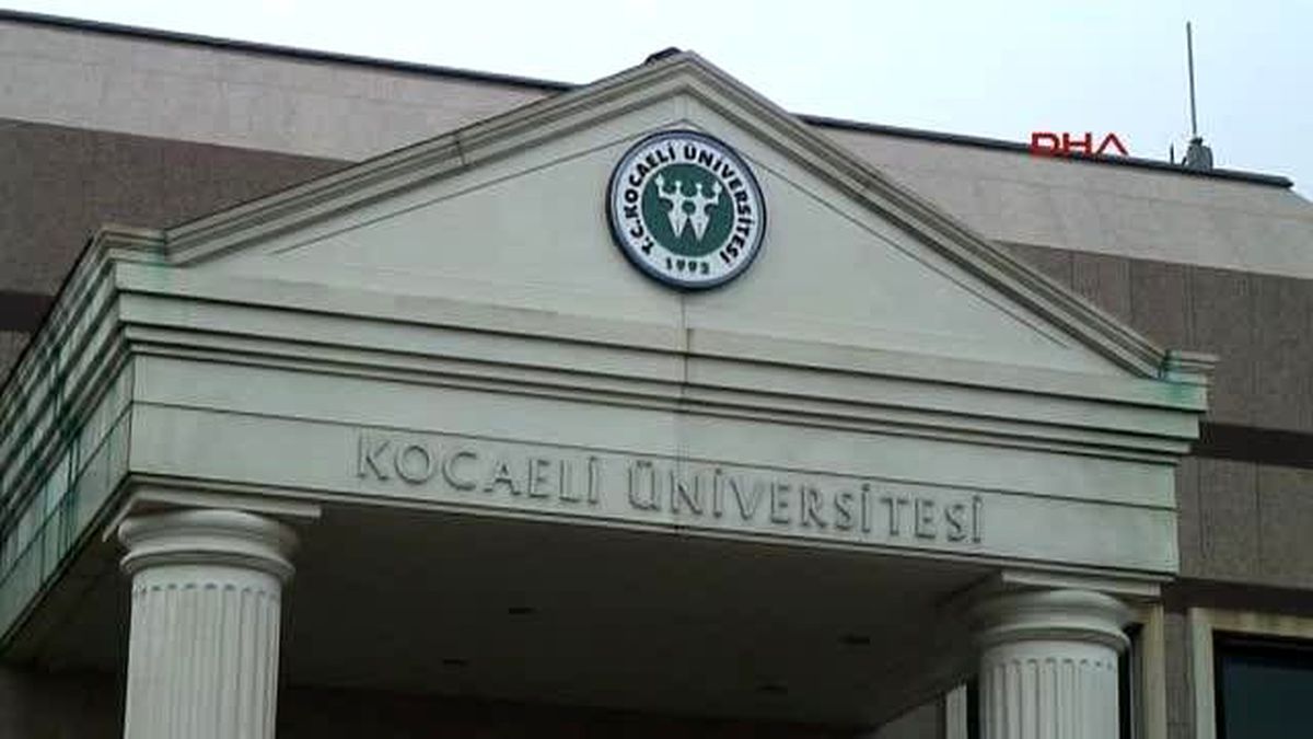 Kocaeli Üniversitesinde Rektörlük Devir Teslimi Yapıldı
