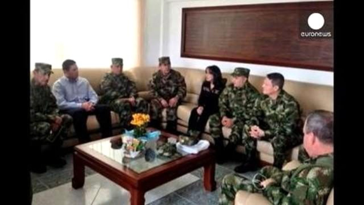 Kolombiya\'da Kaçırılan Rehineler Serbest Bırakıldı