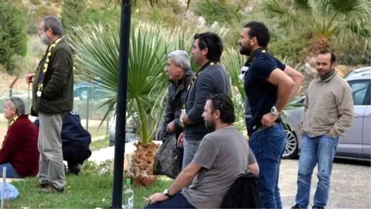 Nejat İşler'e 'Statta Alkol Aldığı' İddiasıyla Ceza Kesildi
