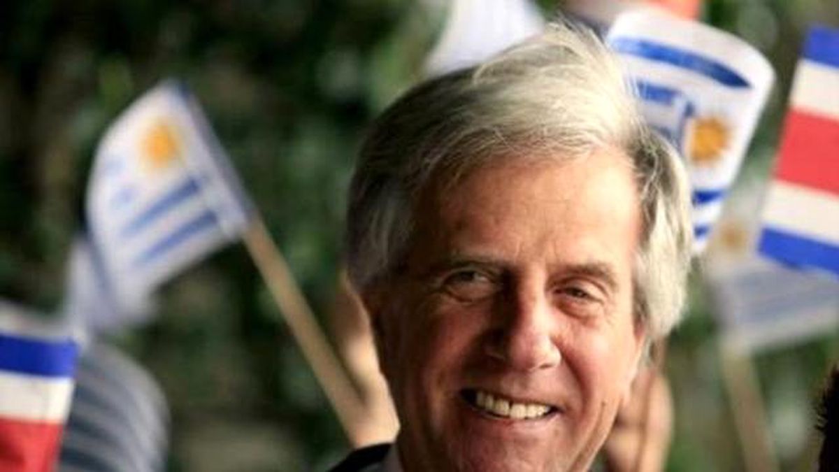 Uruguay\'da Devlet Başkanlığı Seçimini Vazquez Kazandı