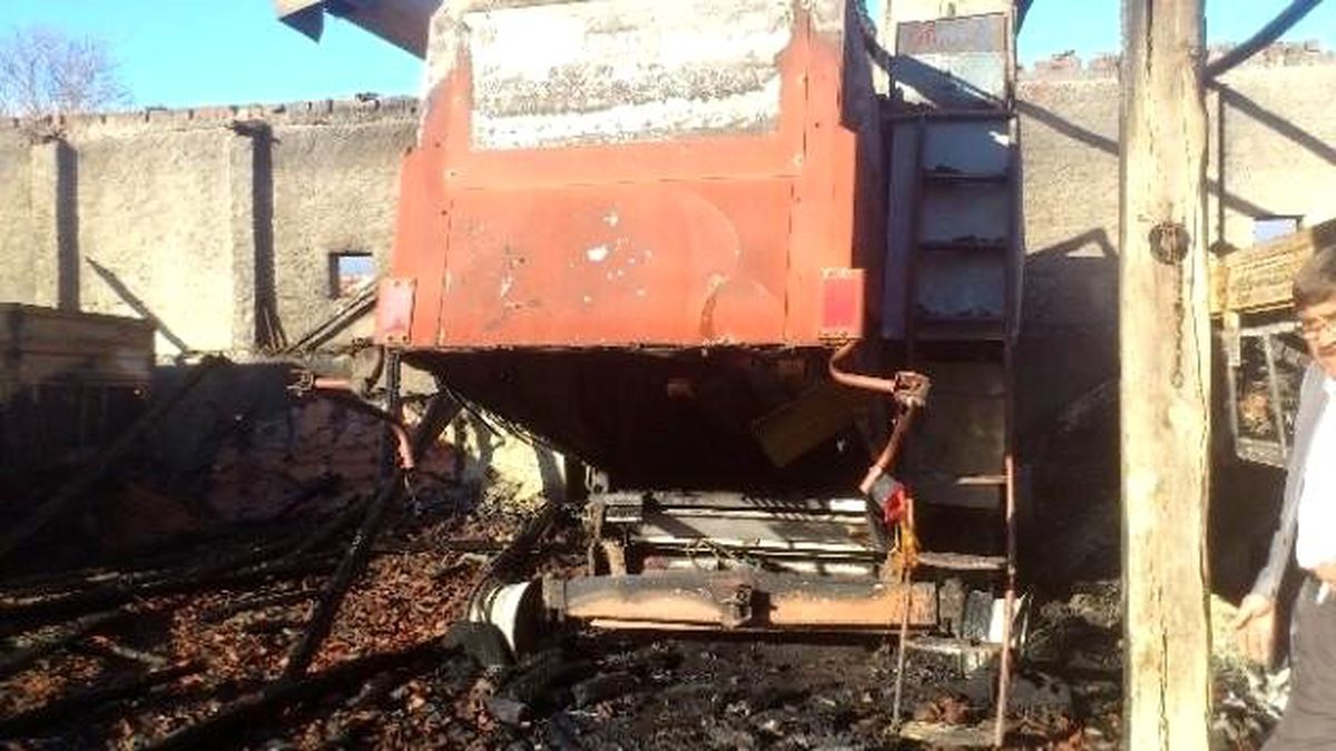 400 Bin Liralık Maddi Hasarlı Yangın Telefon Kameralarında