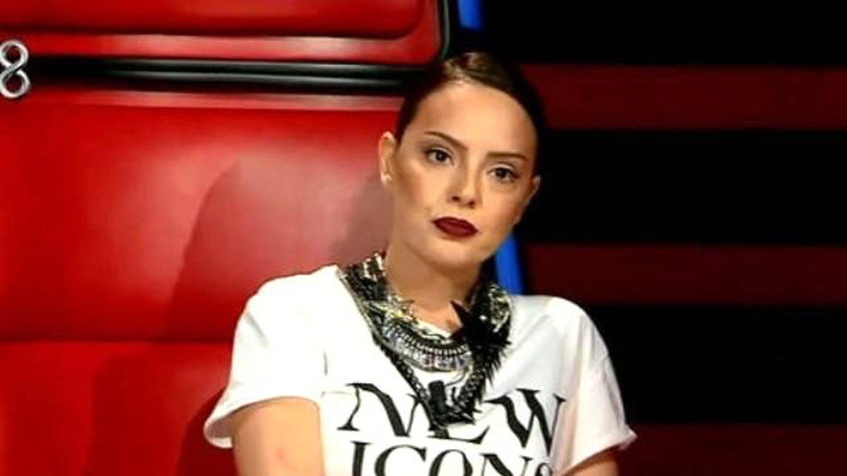 Ebru Gündeş Yarışmacının Hareketine Bozuldu