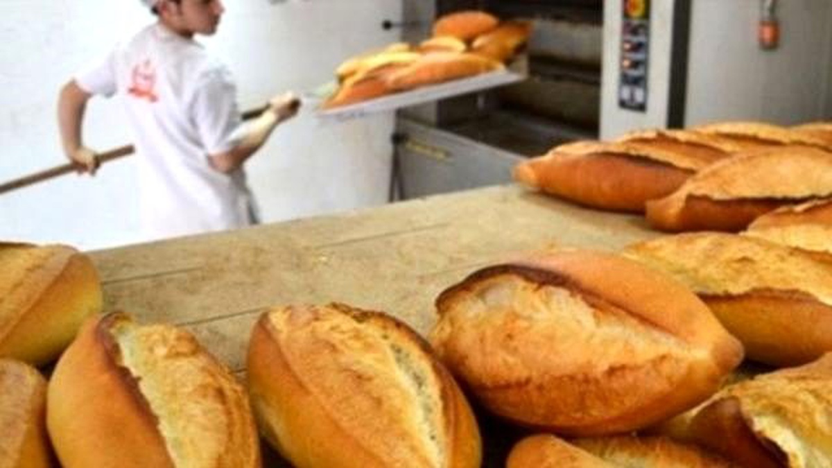 "Türkiye\'deki Fırıncılar Ucuz Ekmek Satıyor, Ekmek Fiyatlara Uymuyor"