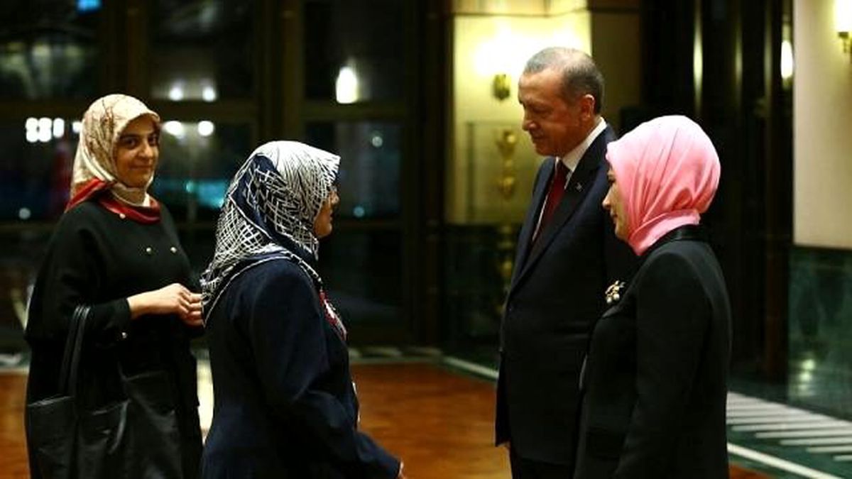 Erdoğan\'dan Öğretmenlere Resepsiyon