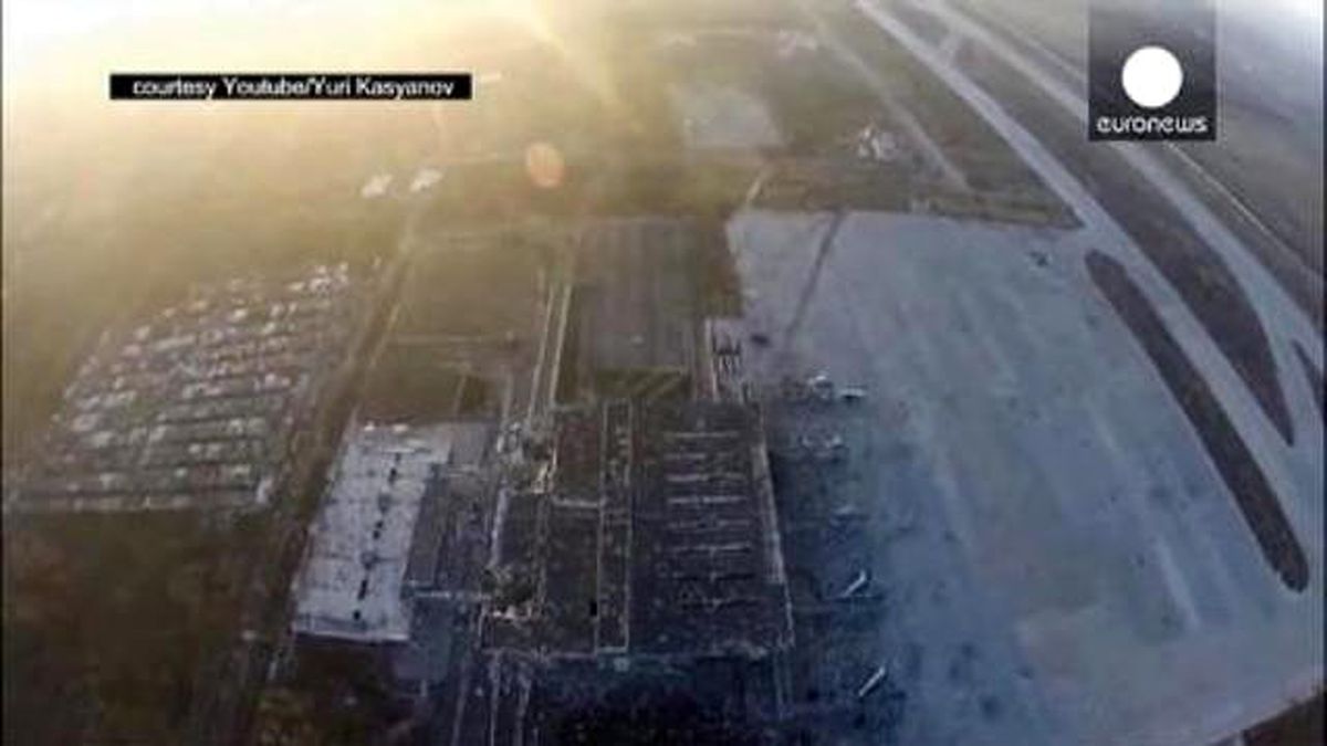 Ukrayna\'da Donetsk Havalimanı Çevresinde Geçici Ateşkes