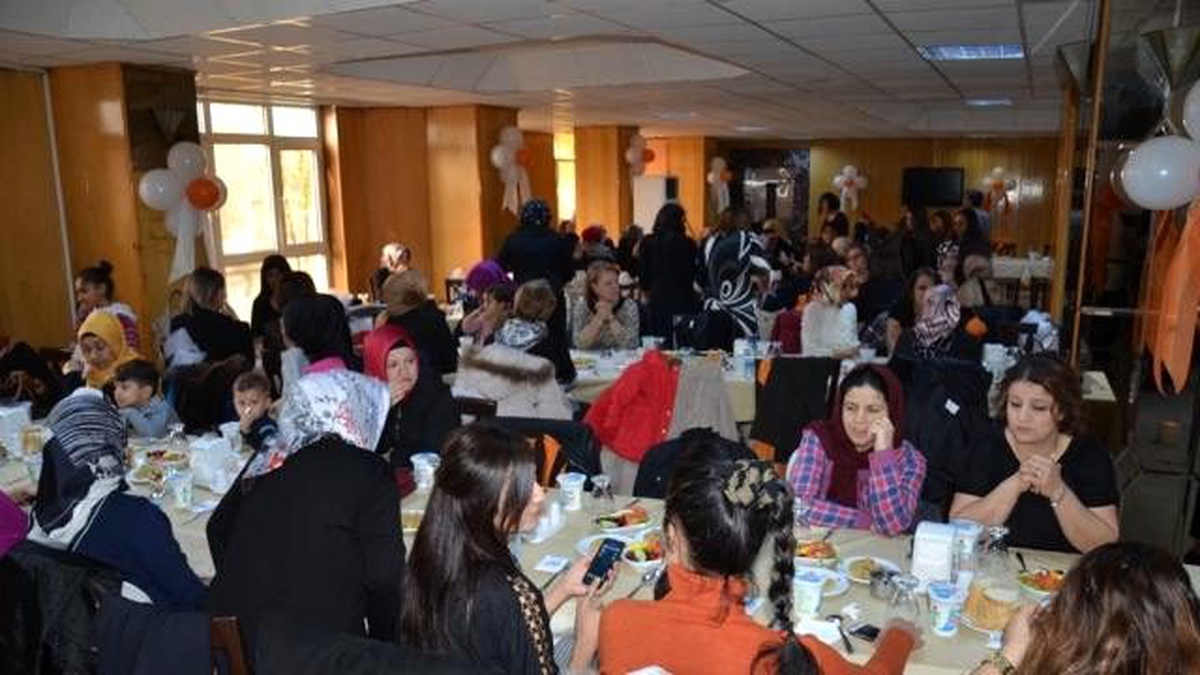 61 Öğrenciye Burs Desteği