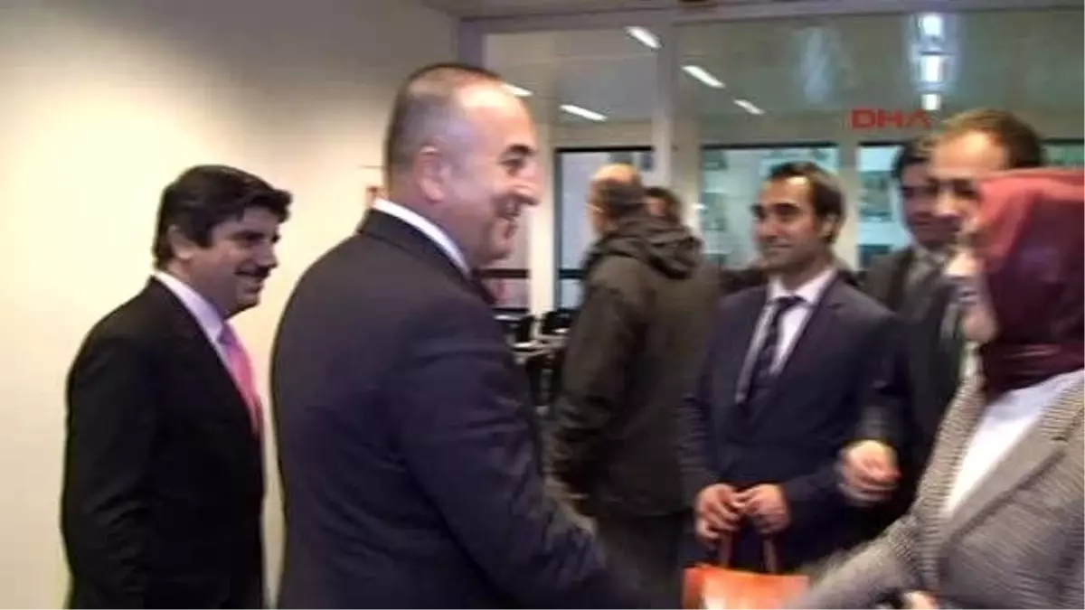 Bakan Çavuşoğlu AK Parti Brüksel Ofisini Ziyaret Etti