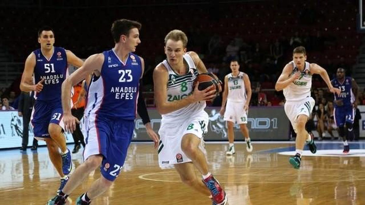 Efes Litvanya\'da Kazanmakta Zorlanıyor