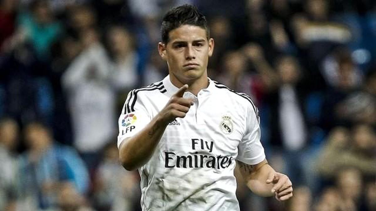 James Rodriguez\'den Javier Hernandez\'e Nefis Asist