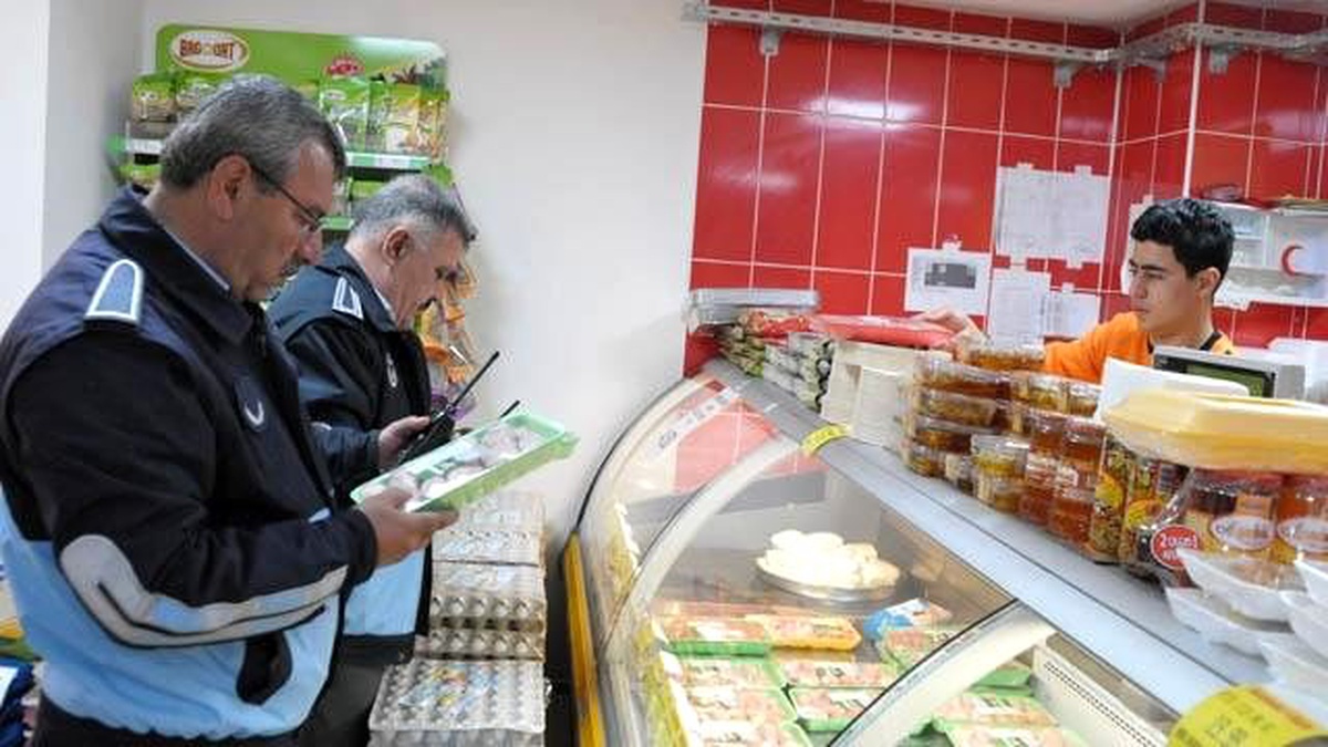 402 İşyeri Hakkında Tutanak Tutuldu