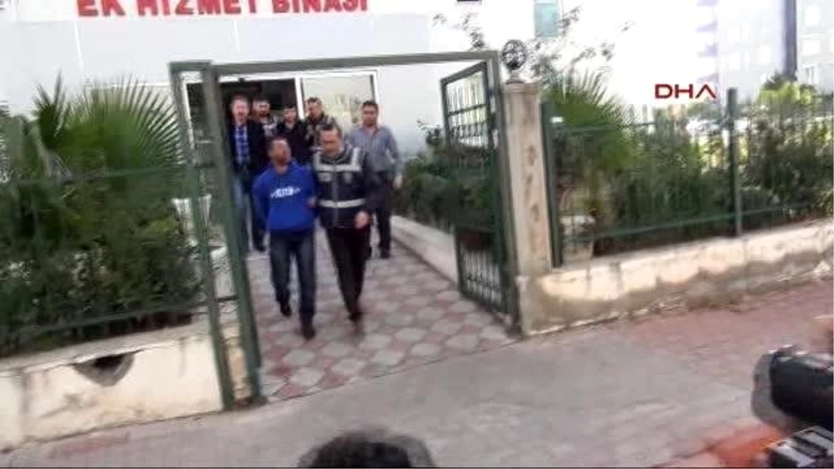 Antalya İki Ayrı Dolandırıcılık Olayında 4 Kişi Gözaltında
