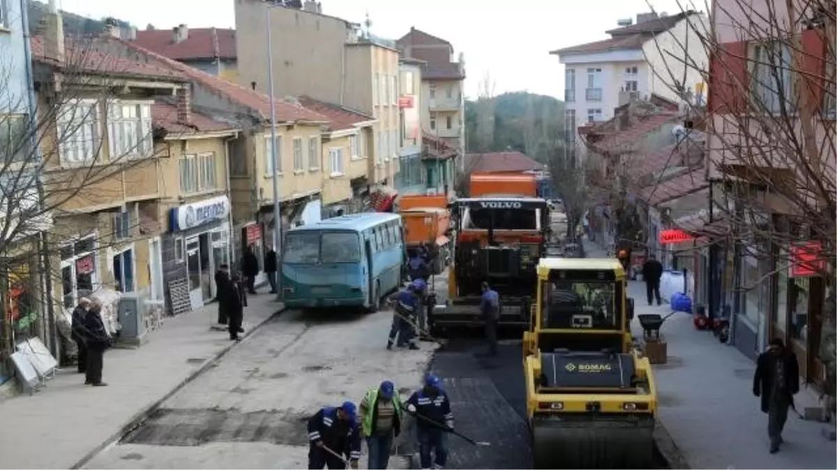 Asfalt Kaplama Ekipleri Sivrihisar İlçesinde