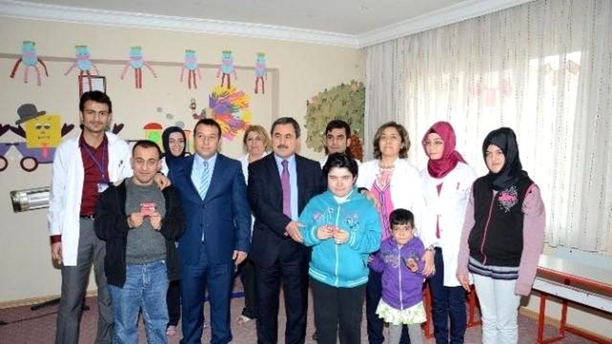 Başkan Süleyman Eser Engellileri Unutmadı