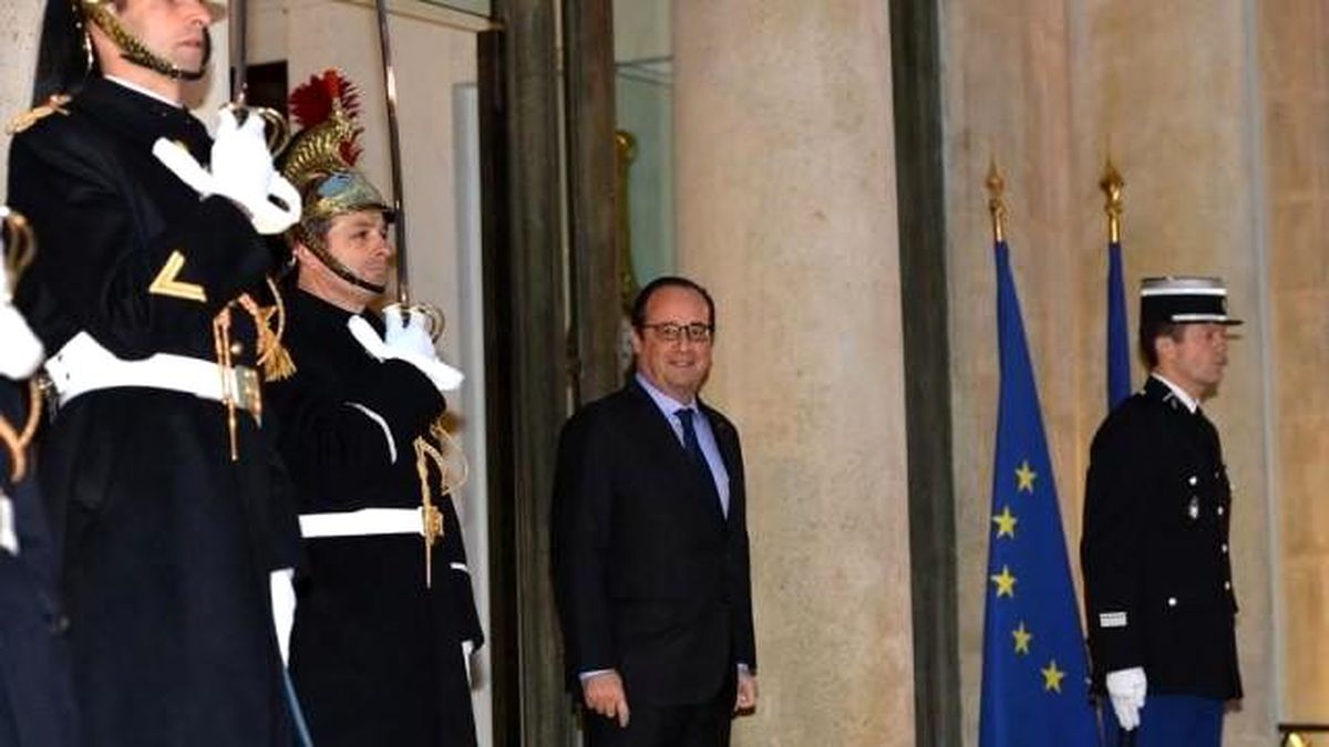 Fransa Cumhurbaşkanı Hollande, Cezayir Başbakanı Sellal\'i Kabul Etti